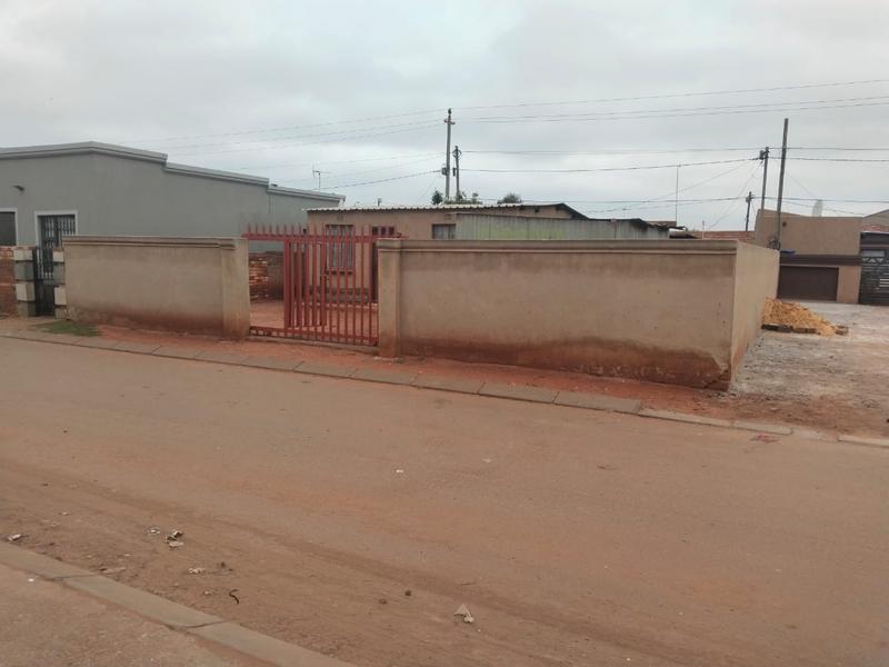 2 Bedroom Property for Sale in Katlehong South Gauteng
