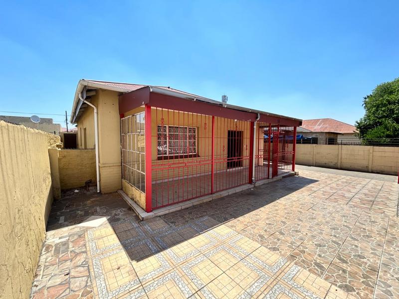 4 Bedroom Property for Sale in Springs Gauteng