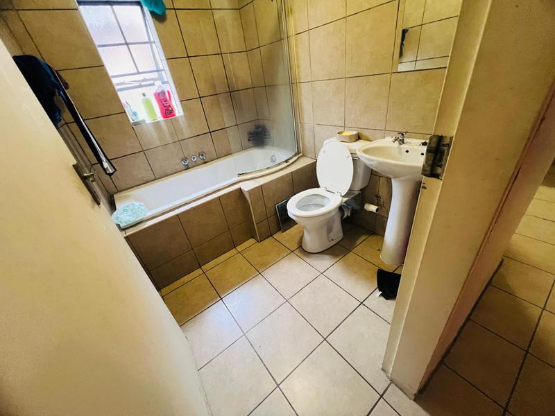 2 Bedroom Property for Sale in Carlswald Gauteng