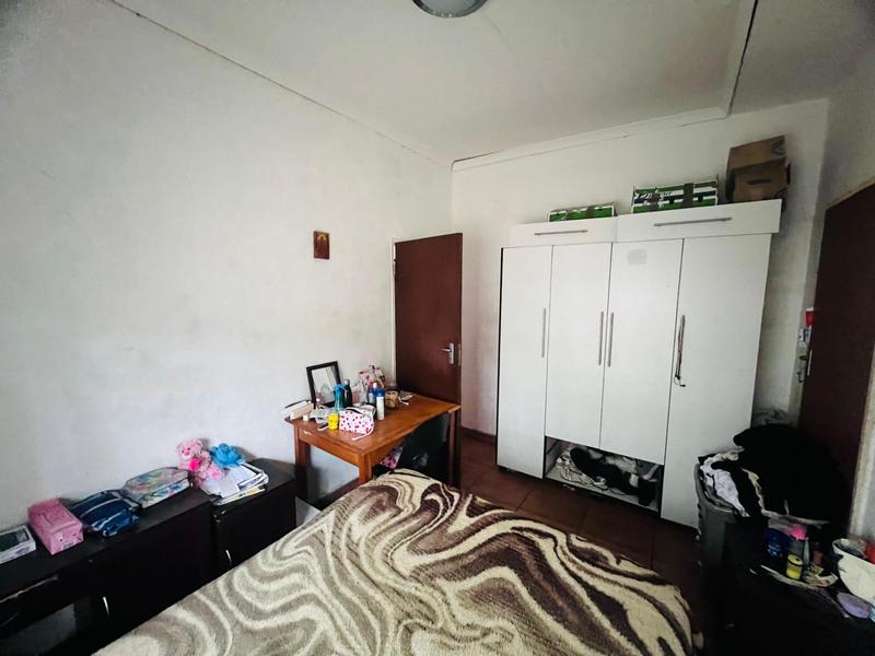 4 Bedroom Property for Sale in Laudium Gauteng