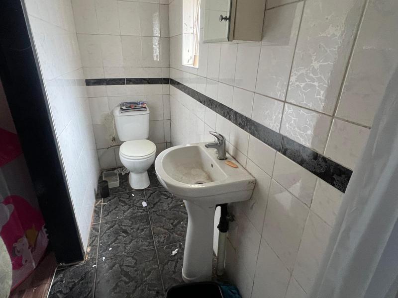 4 Bedroom Property for Sale in Laudium Gauteng