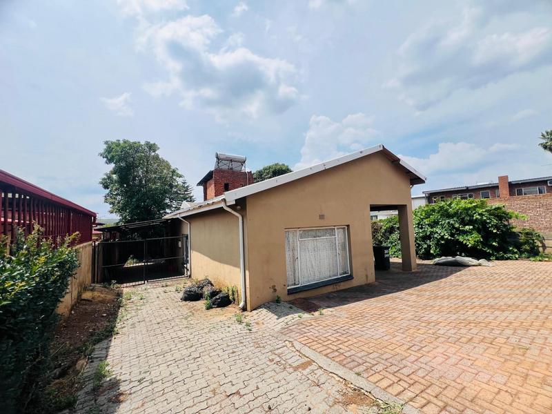 4 Bedroom Property for Sale in Laudium Gauteng