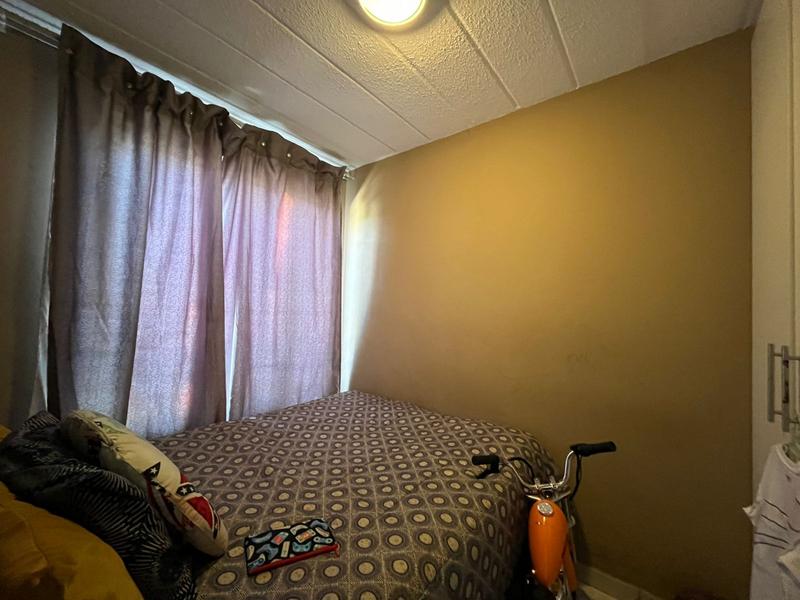 To Let 2 Bedroom Property for Rent in Glen Marais Gauteng