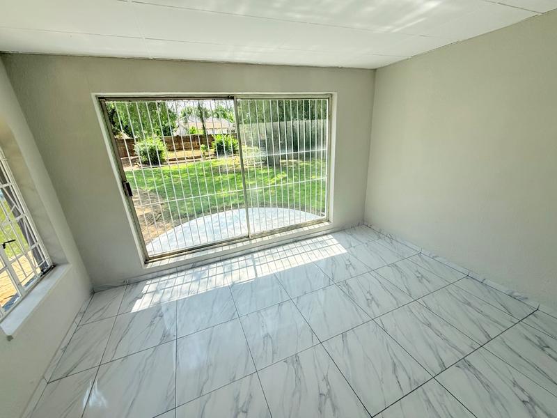 4 Bedroom Property for Sale in Sonland Park Gauteng