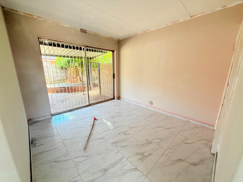 4 Bedroom Property for Sale in Sonland Park Gauteng