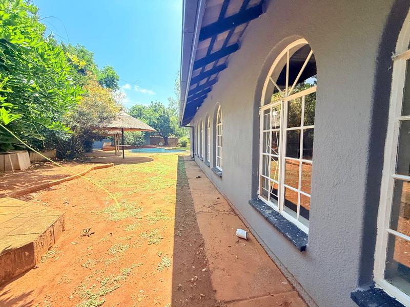 4 Bedroom Property for Sale in Sonland Park Gauteng