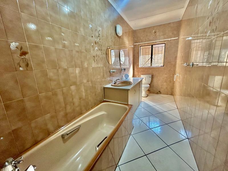 4 Bedroom Property for Sale in Vanderbijlpark CE 1 Gauteng