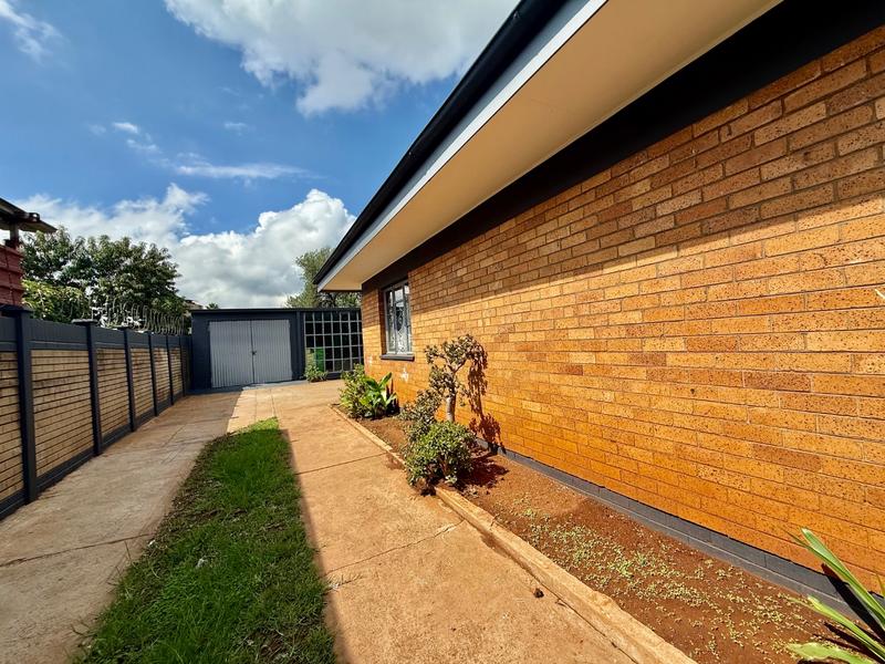 3 Bedroom Property for Sale in Vanderbijlpark CW 1 Gauteng