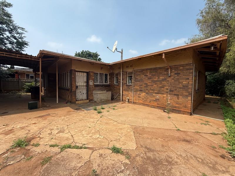 4 Bedroom Property for Sale in Vanderbijlpark CW Gauteng