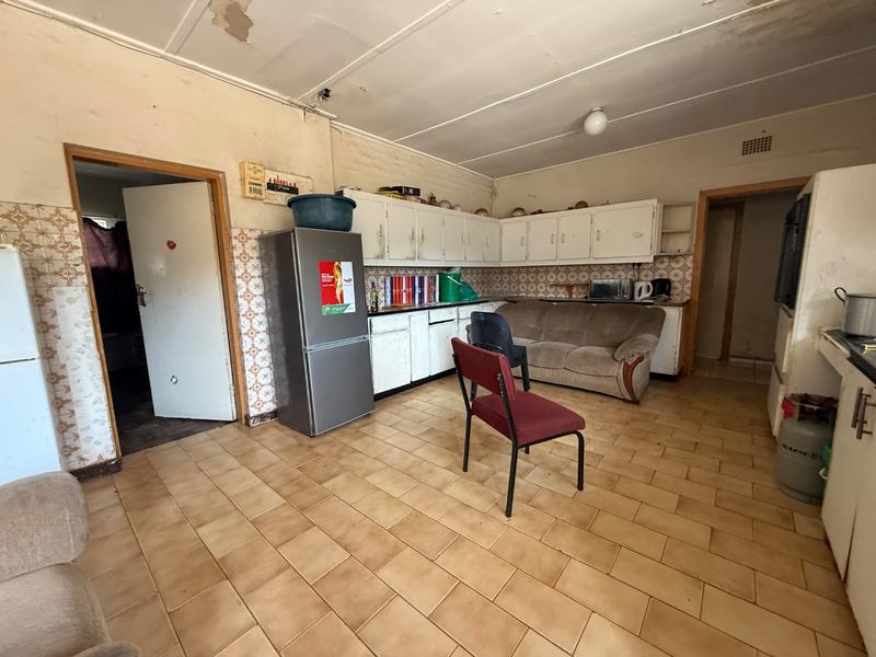 4 Bedroom Property for Sale in Vanderbijlpark CW Gauteng