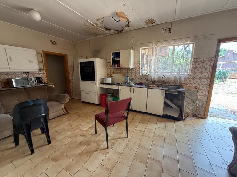 4 Bedroom Property for Sale in Vanderbijlpark CW Gauteng