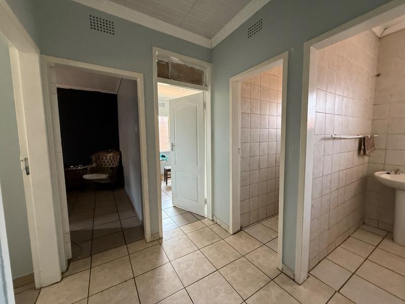 3 Bedroom Property for Sale in Vanderbijlpark CW 5 Gauteng