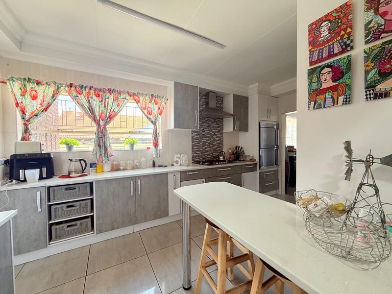 5 Bedroom Property for Sale in Vanderbijlpark SE 3 Gauteng