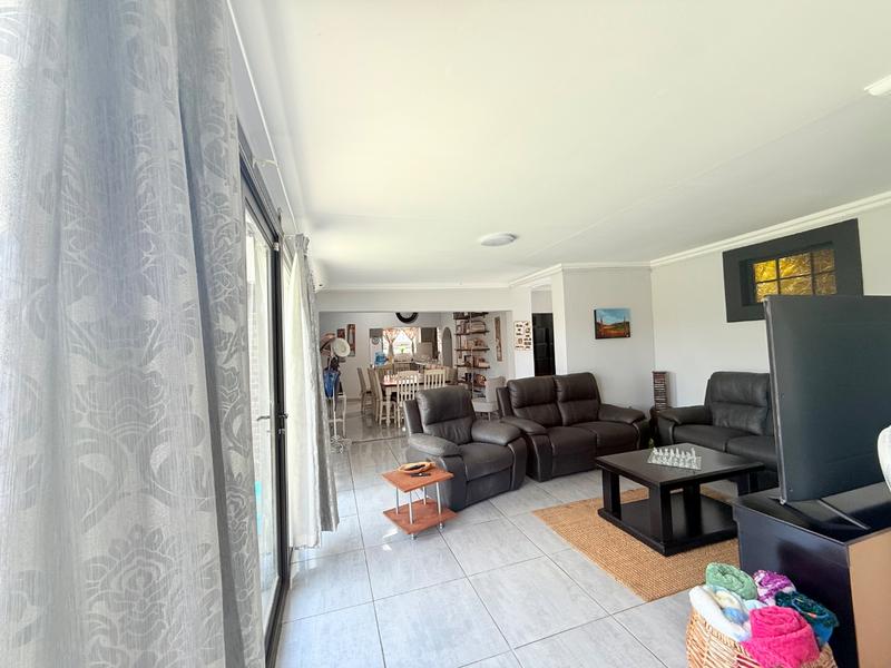 5 Bedroom Property for Sale in Vanderbijlpark SE 3 Gauteng