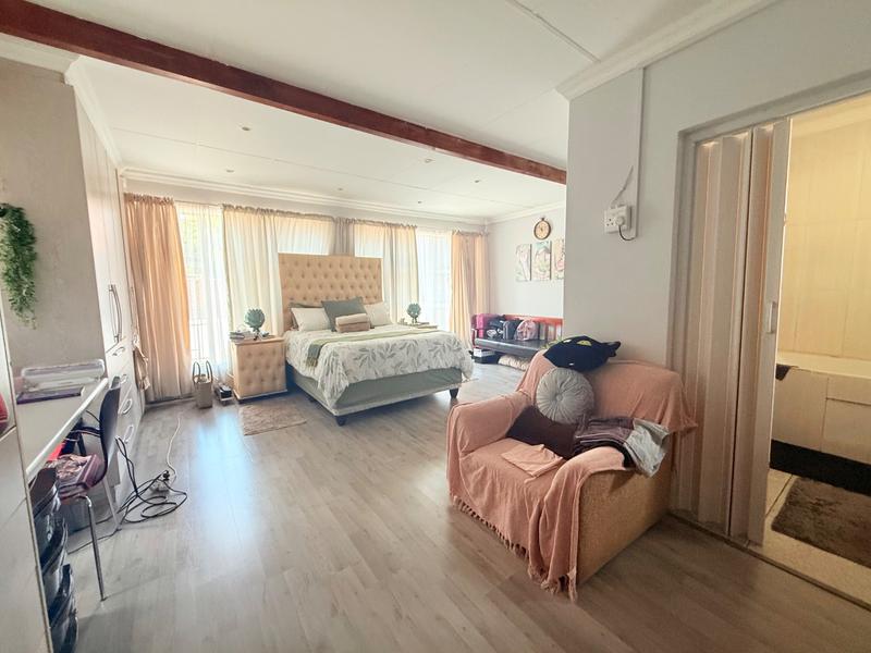 5 Bedroom Property for Sale in Vanderbijlpark SE 3 Gauteng