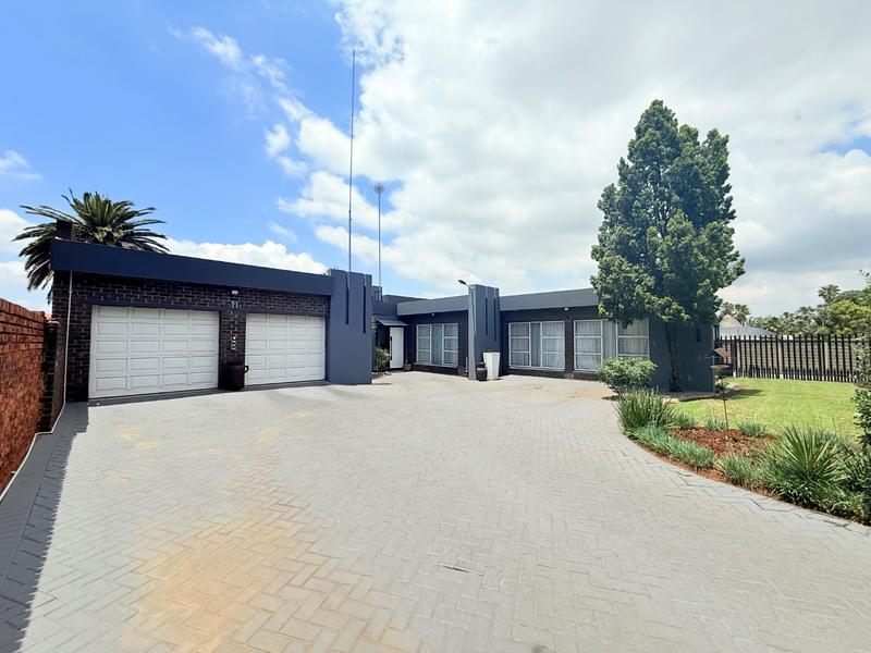 5 Bedroom Property for Sale in Vanderbijlpark SE 3 Gauteng