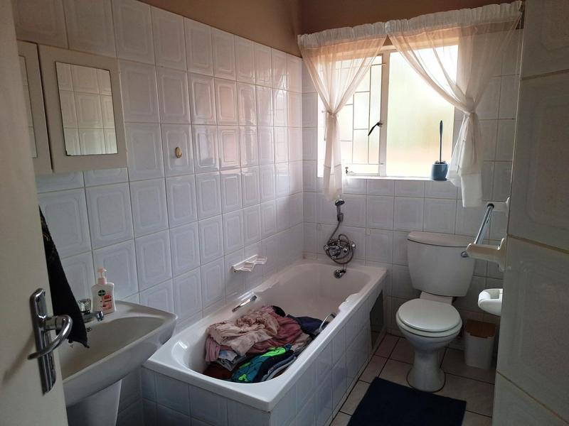 To Let 3 Bedroom Property for Rent in Lynnwood Manor Gauteng