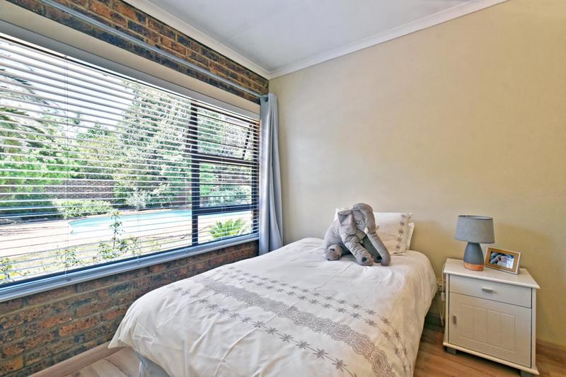 4 Bedroom Property for Sale in Mulbarton Gauteng