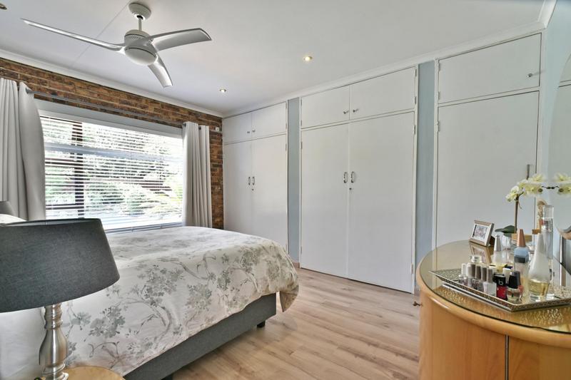 4 Bedroom Property for Sale in Mulbarton Gauteng