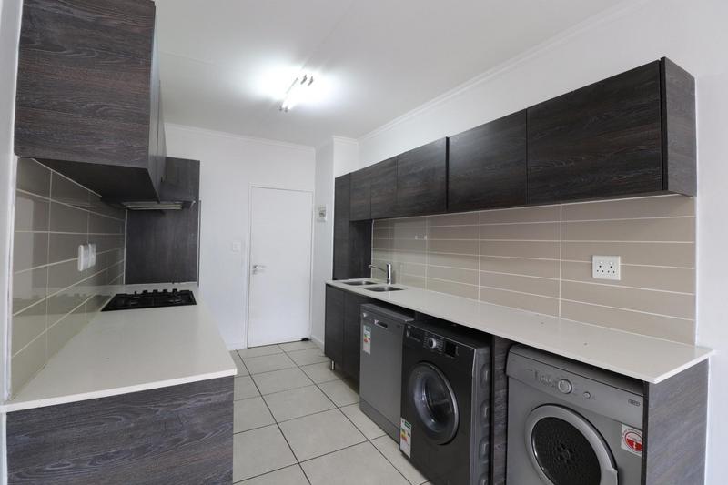 To Let 1 Bedroom Property for Rent in Olivedale Gauteng