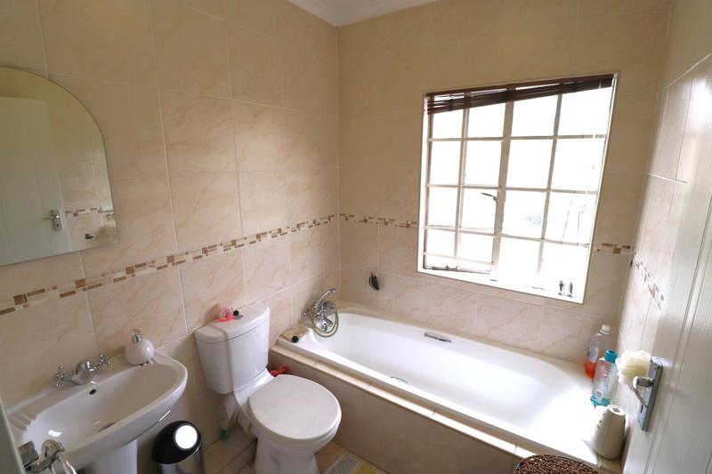 3 Bedroom Property for Sale in Noordhang Gauteng