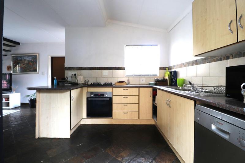 3 Bedroom Property for Sale in Noordhang Gauteng