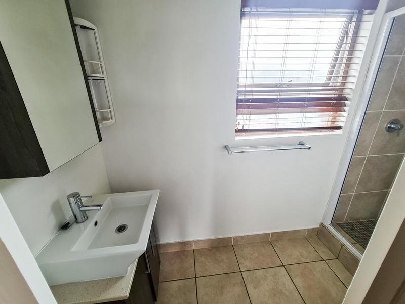 1 Bedroom Property for Sale in Sunninghill Gauteng