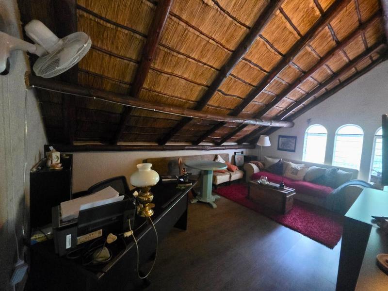 4 Bedroom Property for Sale in Glen Marais Gauteng