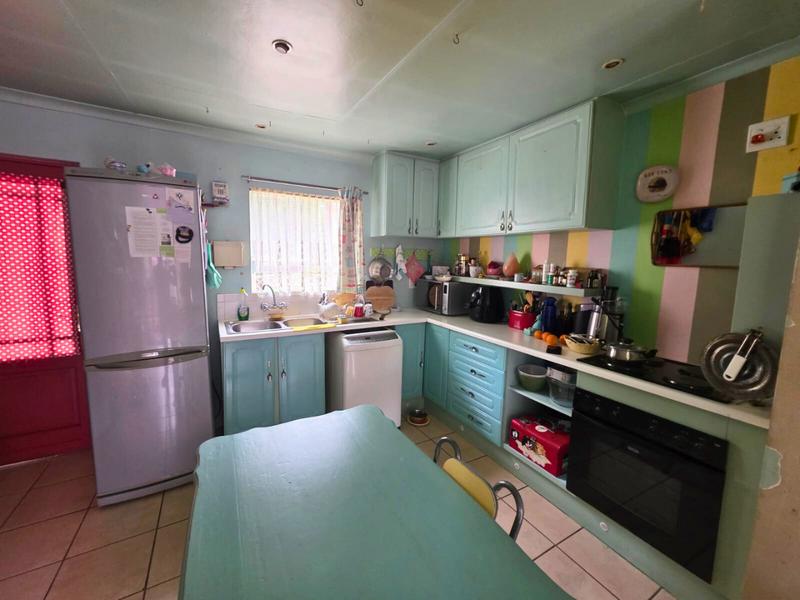 4 Bedroom Property for Sale in Glen Marais Gauteng