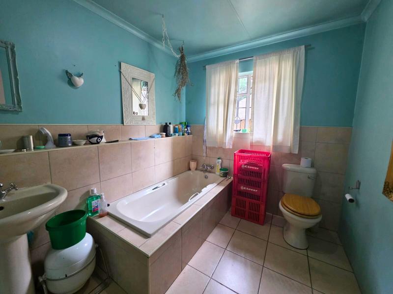 4 Bedroom Property for Sale in Glen Marais Gauteng