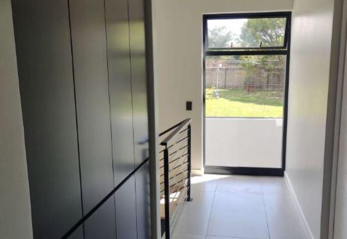 3 Bedroom Property for Sale in Waterkloof A H Gauteng