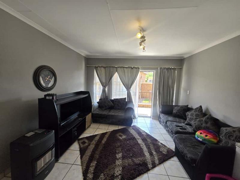 To Let 2 Bedroom Property for Rent in Birchleigh Gauteng