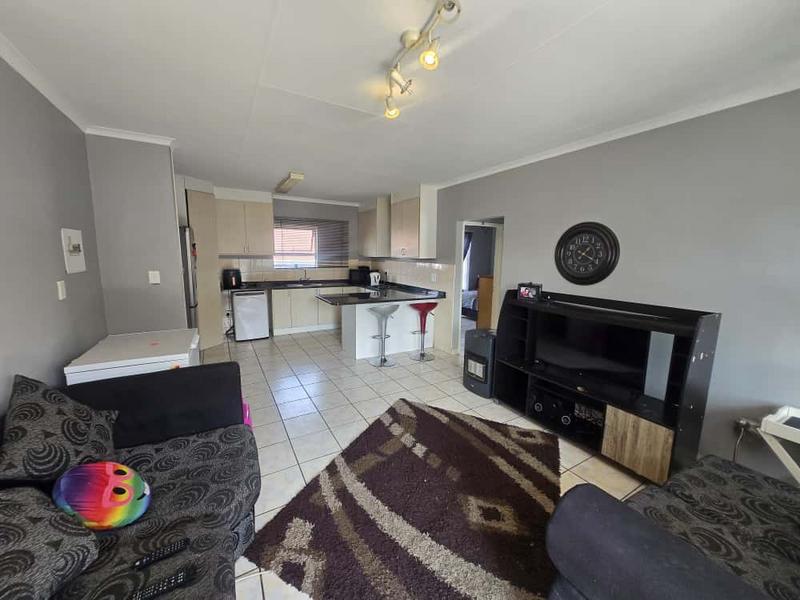 To Let 2 Bedroom Property for Rent in Birchleigh Gauteng
