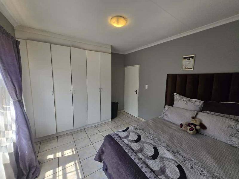 To Let 2 Bedroom Property for Rent in Birchleigh Gauteng