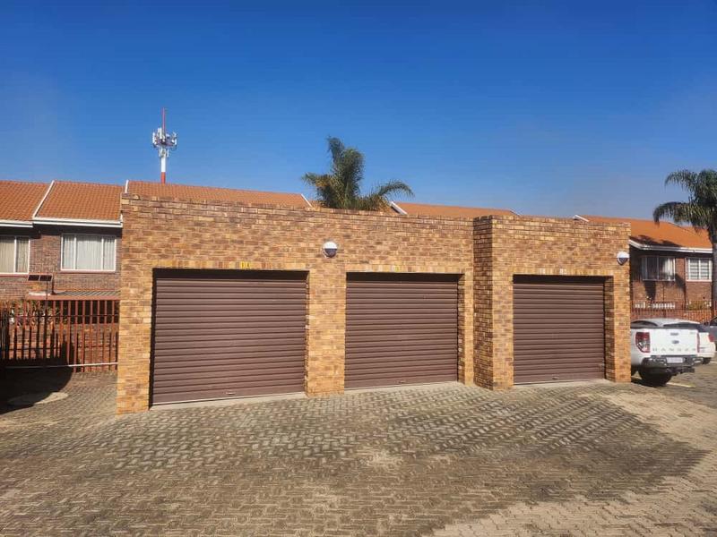 To Let 2 Bedroom Property for Rent in Birchleigh Gauteng