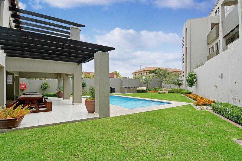 To Let 1 Bedroom Property for Rent in Sunninghill Gauteng