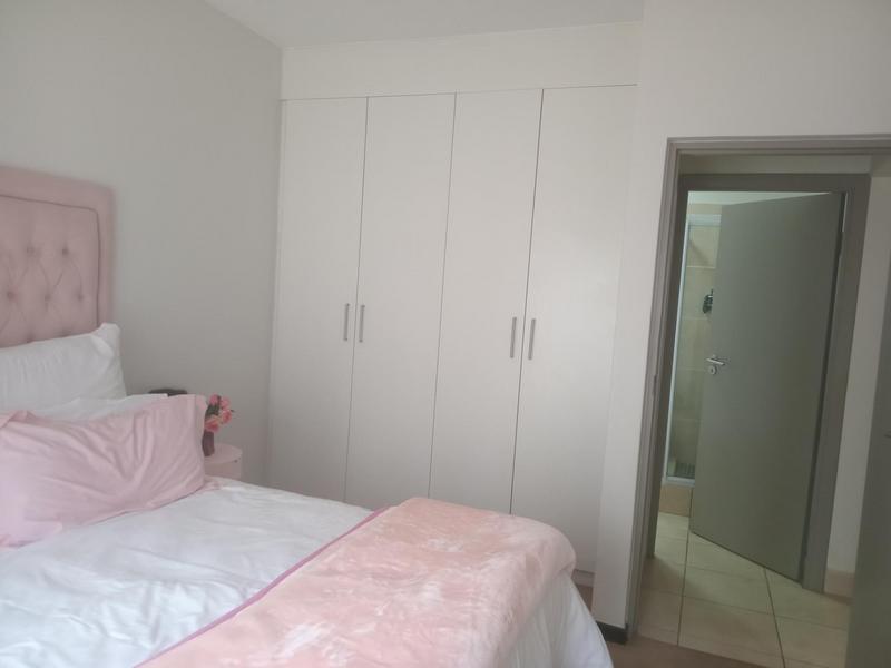 1 Bedroom Property for Sale in Sunninghill Gauteng