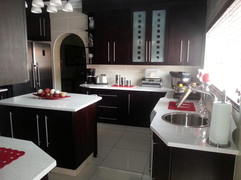 4 Bedroom Property for Sale in Randhart Gauteng