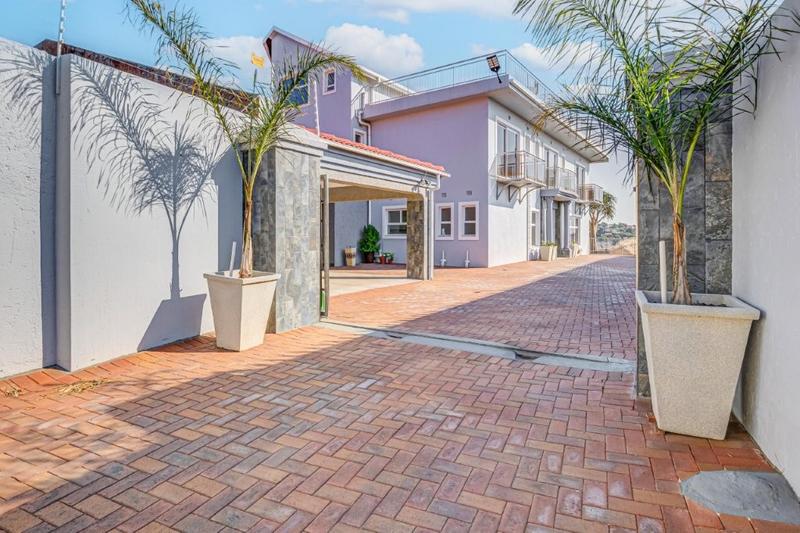 14 Bedroom Property for Sale in Bassonia Gauteng