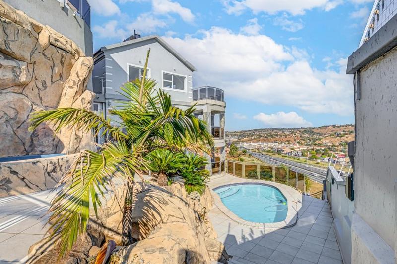 14 Bedroom Property for Sale in Bassonia Gauteng