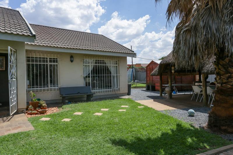 4 Bedroom Property for Sale in Kookrus Gauteng