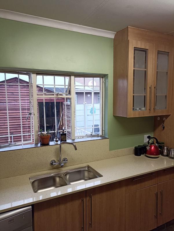 4 Bedroom Property for Sale in Kookrus Gauteng