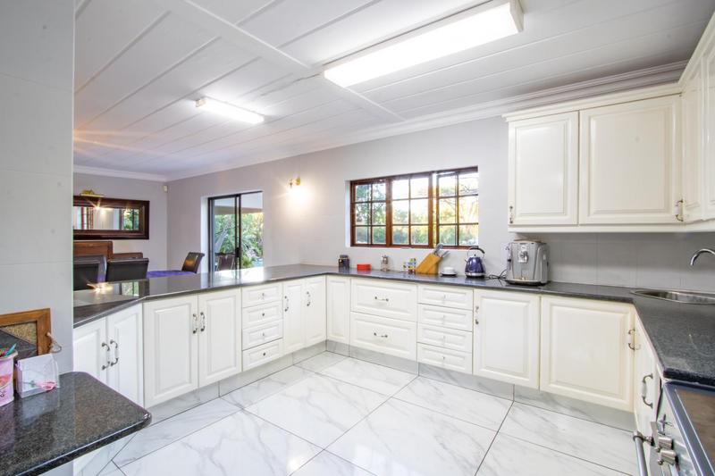 5 Bedroom Property for Sale in Beaulieu Gauteng