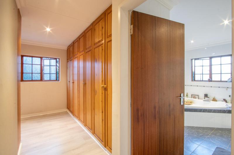 5 Bedroom Property for Sale in Beaulieu Gauteng