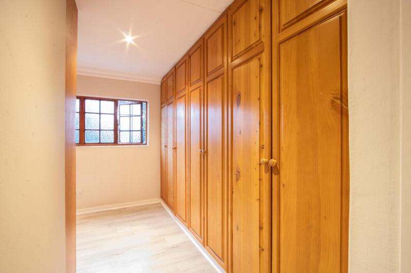 5 Bedroom Property for Sale in Beaulieu Gauteng