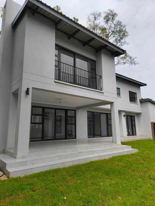 To Let 4 Bedroom Property for Rent in Ashlea Gardens Gauteng