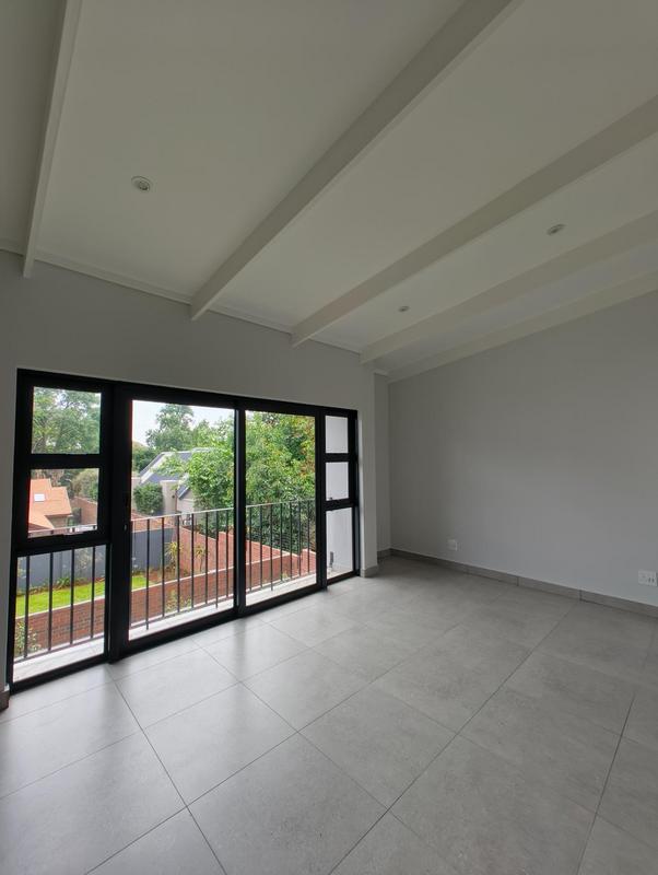 To Let 4 Bedroom Property for Rent in Ashlea Gardens Gauteng