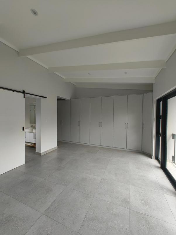 To Let 4 Bedroom Property for Rent in Ashlea Gardens Gauteng