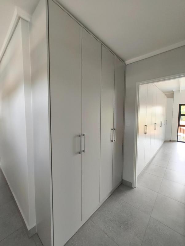 To Let 4 Bedroom Property for Rent in Ashlea Gardens Gauteng