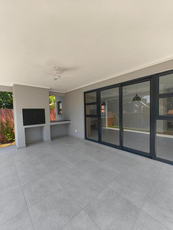 To Let 4 Bedroom Property for Rent in Ashlea Gardens Gauteng